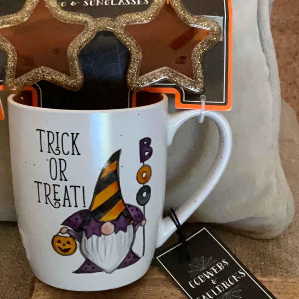 Halloween Trick or Treat Gnome BOO farmhouse mug & Fun Star Shaped Glasses